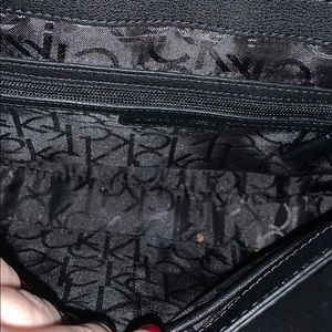 Calvin Klein Bags - Calvin Klien Purse Calvin Klein Bags - Calvin Klien Purse